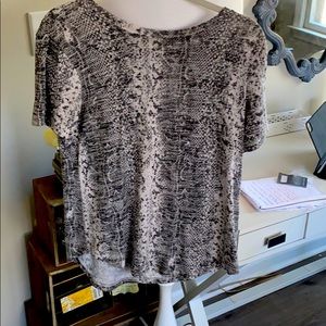 Snake print t shirt
